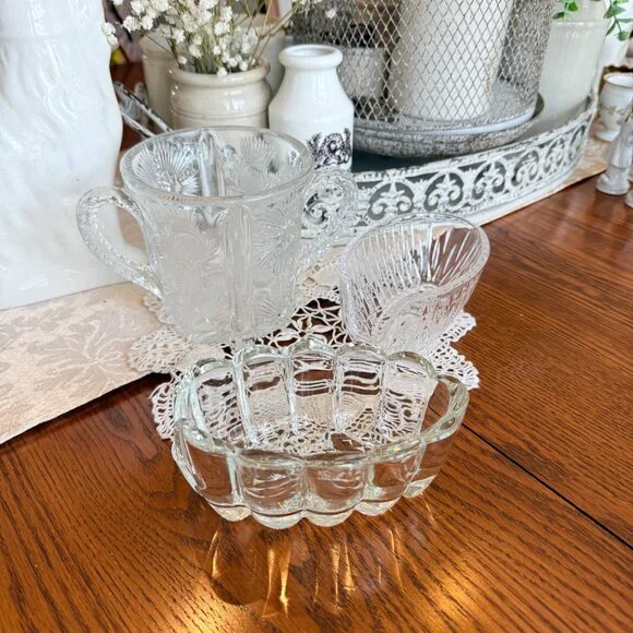 3 Vintage Spooners, One Glass & One Crystal and Antique Higbee - Paneled Thistle - Picture 11 of 17